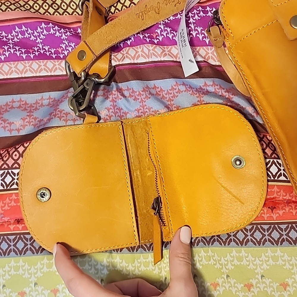Free People Change Me Up Cross Body Bag - Picture 5 of 10